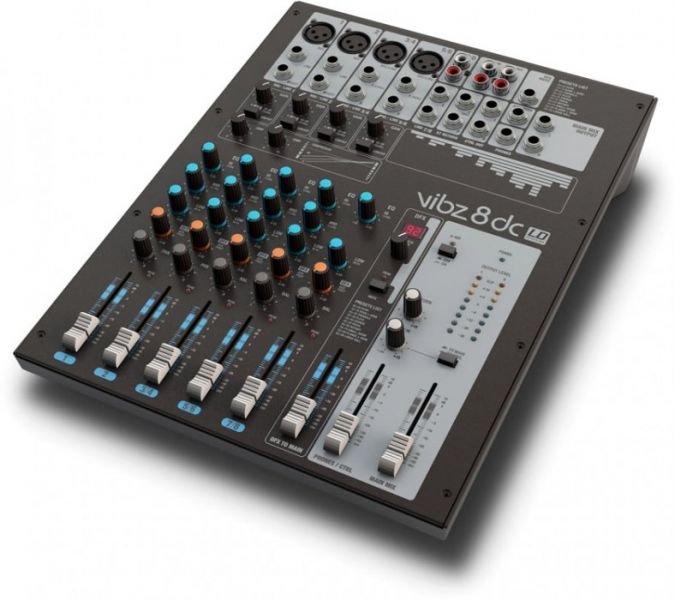CONSOLA LD 8 CANALES C/ COMPRESSOR Y EFECTO DIGITAL